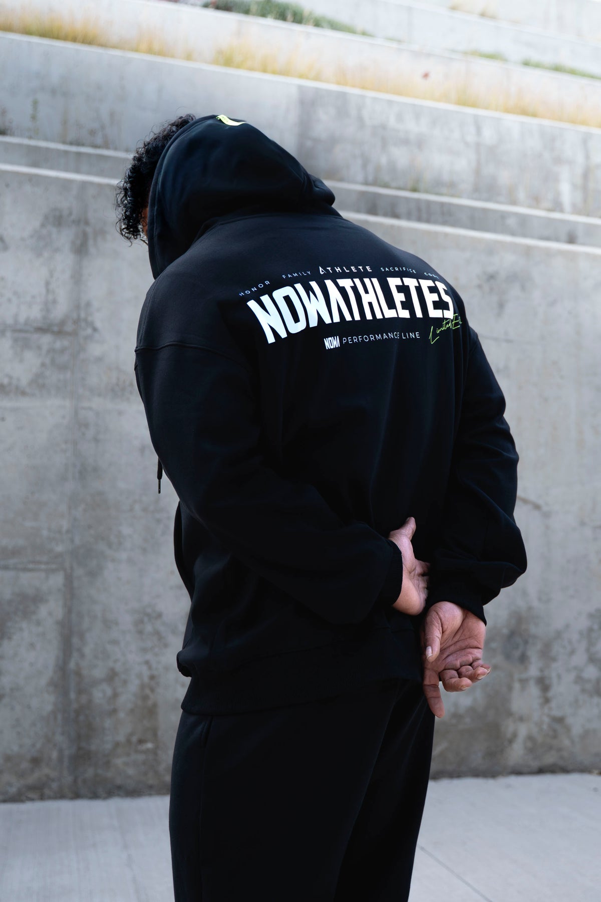 Sudadera Black Performance - Oversized