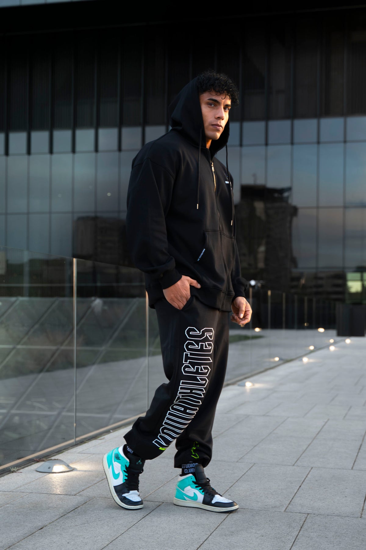 Sudadera DARK ATHLETE DIV - Oversized