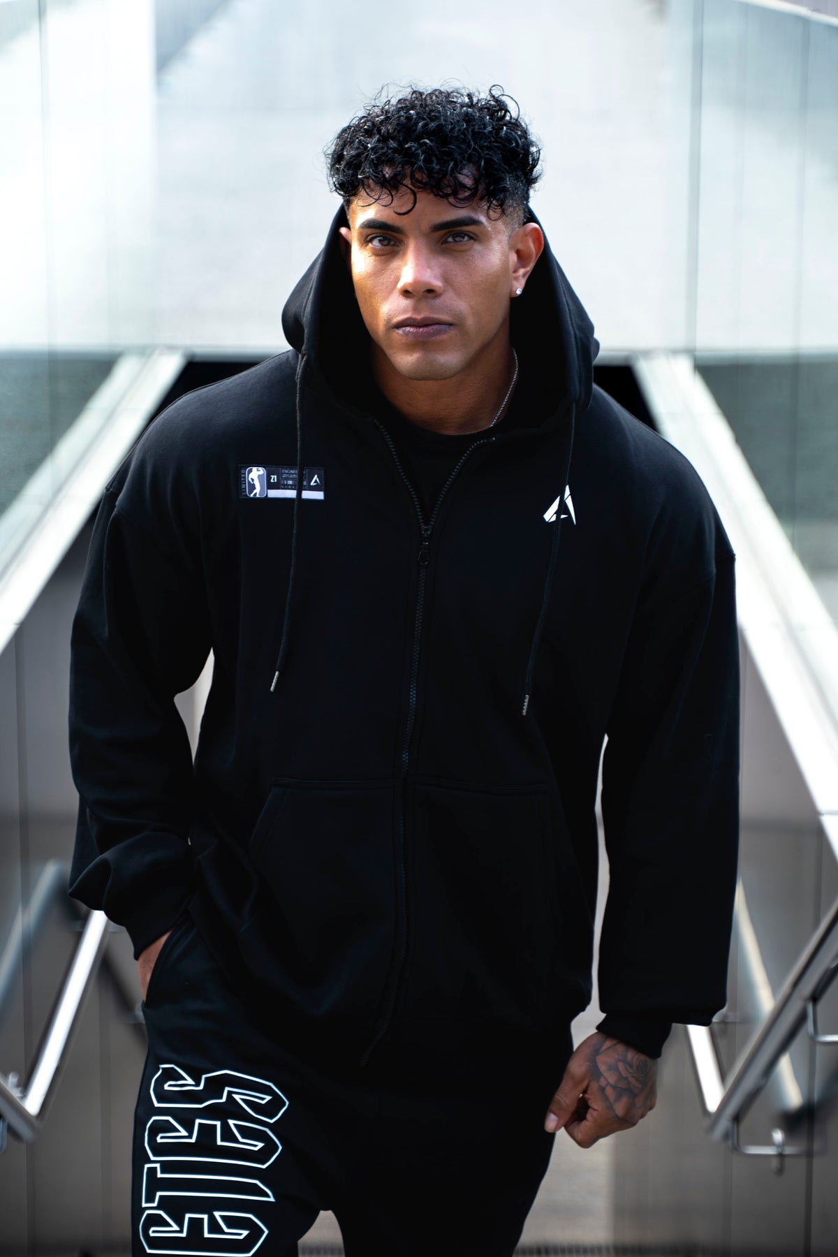 Sudadera Black Performance - Oversized